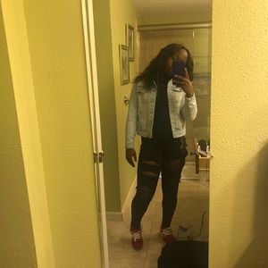 Meet your Posher, Jasmine